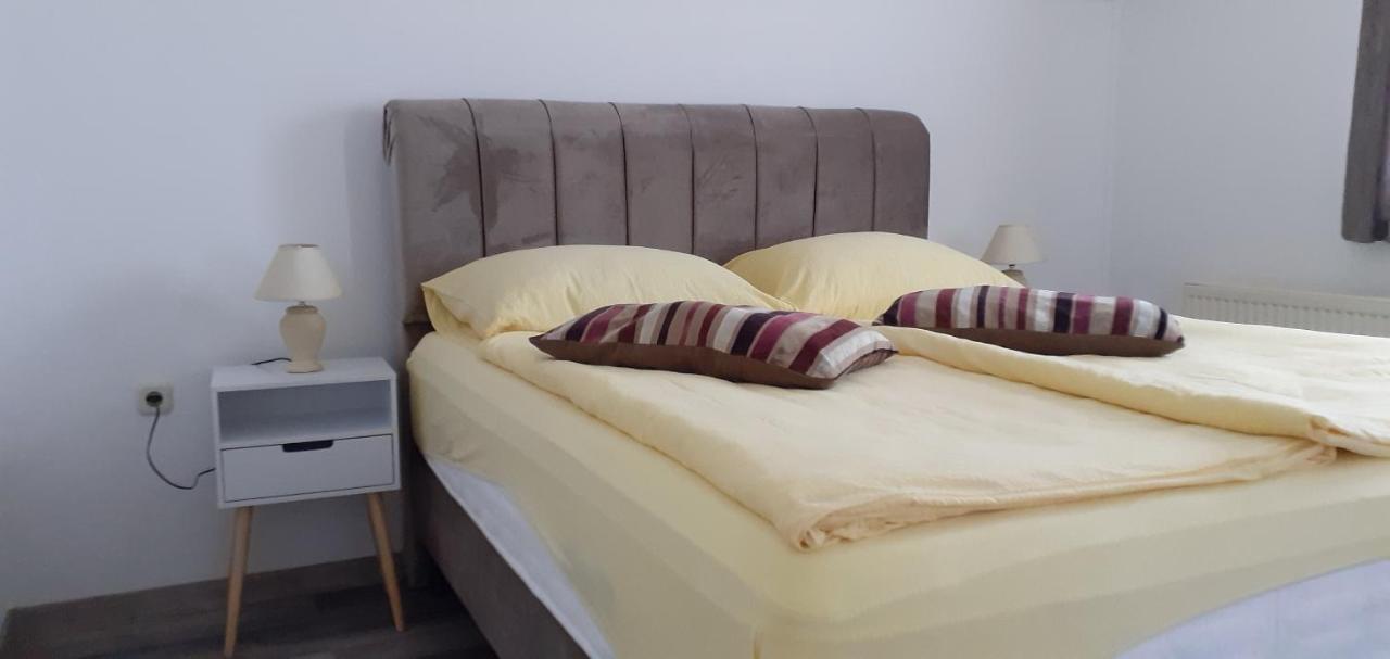 גרבובץ Guesthouse Sara מראה חיצוני תמונה