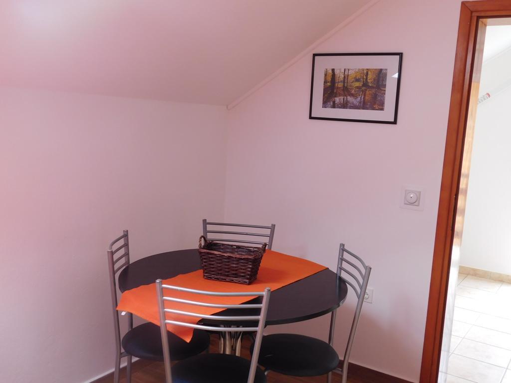 גרבובץ Guesthouse Sara מראה חיצוני תמונה