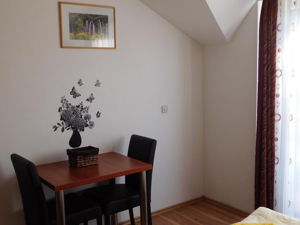 גרבובץ Guesthouse Sara מראה חיצוני תמונה
