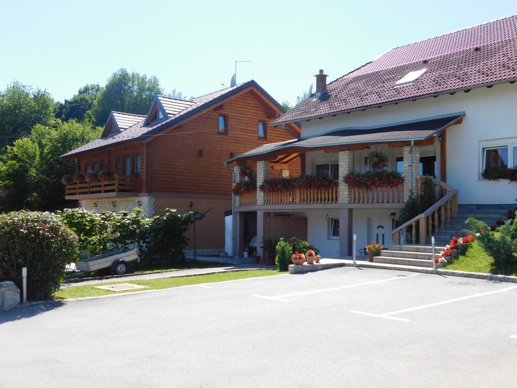 גרבובץ Guesthouse Sara מראה חיצוני תמונה