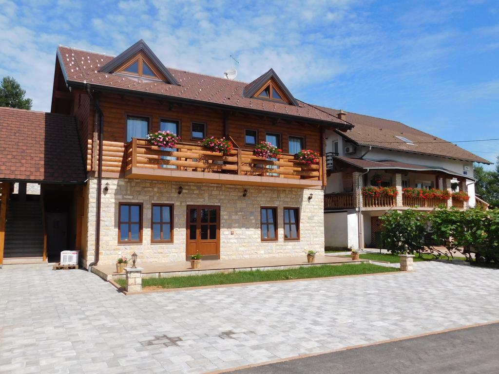 גרבובץ Guesthouse Sara מראה חיצוני תמונה