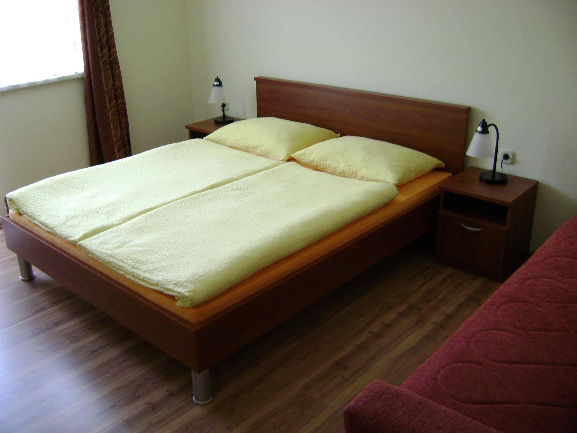 גרבובץ Guesthouse Sara מראה חיצוני תמונה
