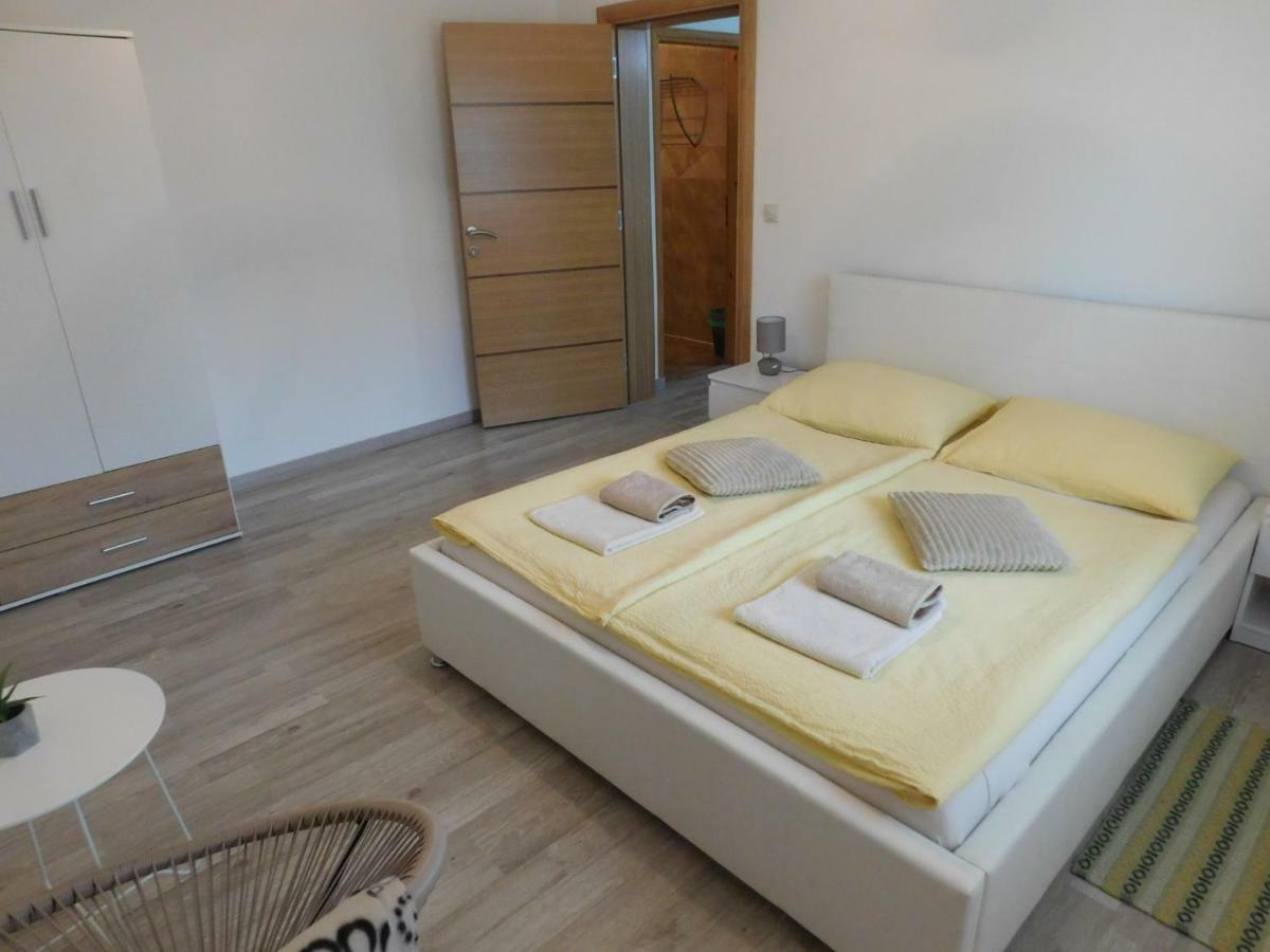 גרבובץ Guesthouse Sara מראה חיצוני תמונה